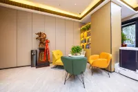 Huashang Cloud Smart Hotel