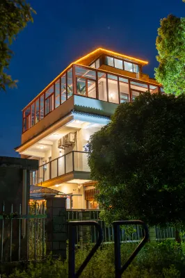 Fenghua Xianghai Homestay Hotel Hotel in zona Huangxian Forest Park