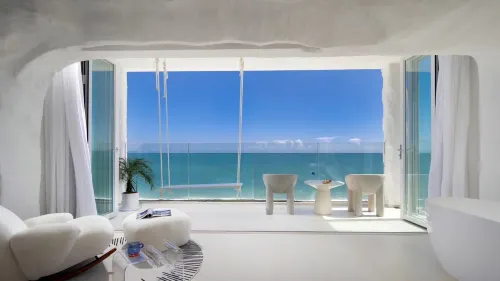 Jisiman Boutique Sea View Apartment(Dadonghai Haiyun Road) - Condos