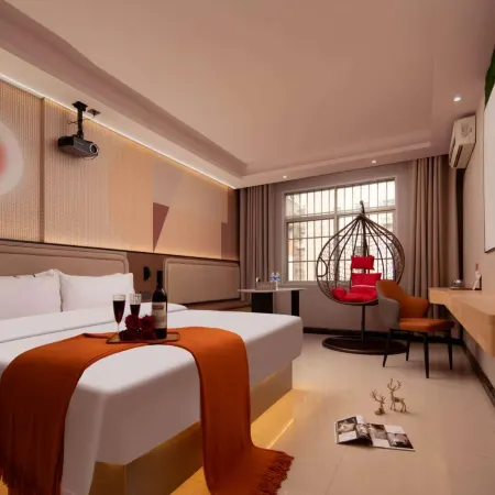 Designer hotel(HeChi BaiMa Pedestrian street)
