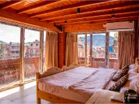 Nagpukhu Guest House Hotels near Nyatapola Temple