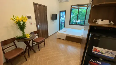 Era Apartment 158 Nguyen Khanh Toan Отели рядом с достопримечательностью «Electric Power University»