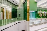 Oriental Paris Girls' Youth Hostel (Shanghai Railway Station Branch)