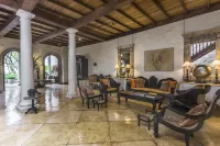 Thambili House by Edwards Collection - Galle Fort - 駐車場
