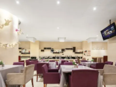 Ramada Plaza by Wyndham Shenyang City Center Hoteles en Shenyang