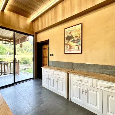 Liuba Shifengzhai Homestay