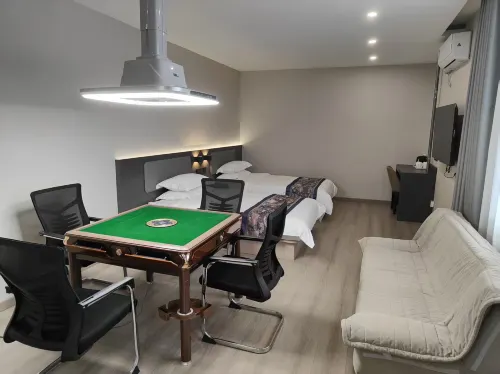 Rujia Huayi Selected Hotel (Fenzhou Market Xiguan Zhengjie Branch) Hotels in Fenyang