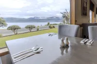 Kingsgate Hotel Te Anau - breakfast