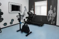 GEM Hotel (Feidong Longquan West Road Dianbu River Park)