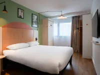 Ibis Marne la Vallée Val d'Europe Hotels in Montevrain