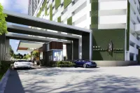 심포니 타워 바이 에밀리 인 타운 Setia EcoHill Mall 주변 호텔