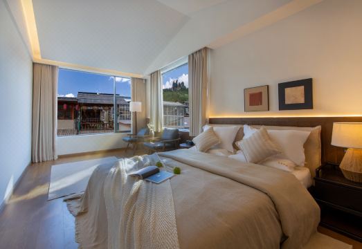 Ananas良辰好景|中式诧寂空间·纯氧私藏美宿（独克宗古城店）外景图