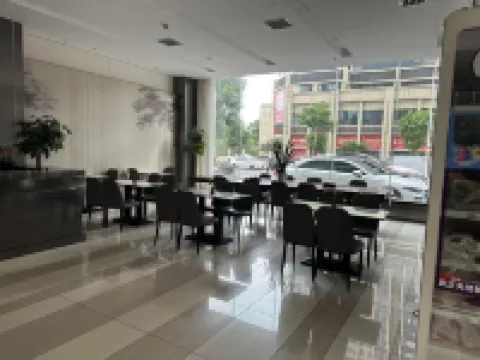 Pipixiong Sharp E-Sports Hotel (Xiangtan Wanda Plaza)
