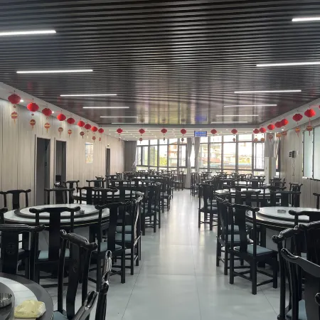 West Business Hotel