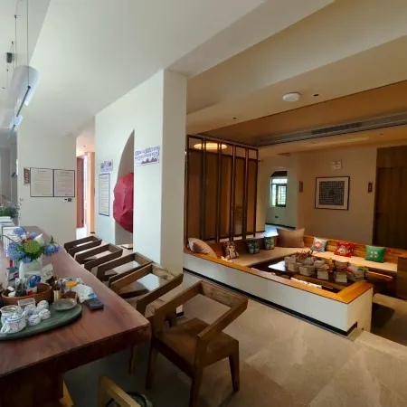 Qiyang Qilin Hupan Homestay