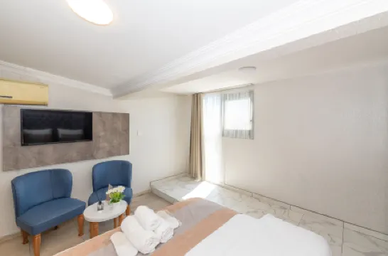 Taksim Brand Suite Отели рядом с достопримечательностью «Топкапы»