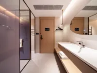ART STAY HOTEL 藝展酒店（西平西站寰宇匯金中心店） 鄰近格地的酒店