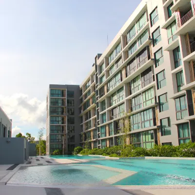 Connext Residence Phuket Hotels near Dowroongwittaya School