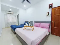 Bukit Beruang Private Pool Villa by Jeffery Lam Home Management فنادق في بوكيت بارو