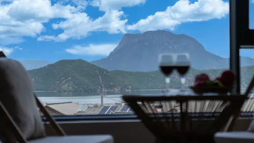 Huìyǒngshe Holiday Hotel, Lugu Lake