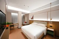 Lanting Hotel in Karamay District (Huijia Riverside Plaza Store)