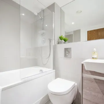 Apartments in Central Bracknell, 30mins from London