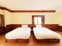 Gedabo Liyu Courtyard | Mountain View Homestay