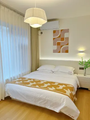 Dongjie Nuan Courtyard B&B