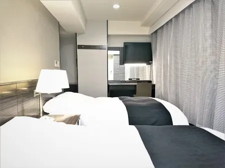 APA Hotel Akasaka-Mitsuke Отели рядом с достопримечательностью «Посолство на Канада»