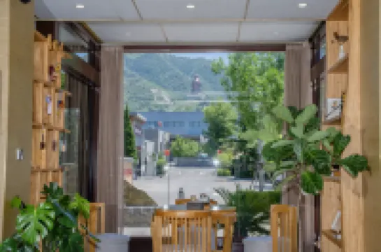 Yilong Anyun Hotel (Yuncheng Salt Lake Guan Di Jia Miao Shengxiang District)