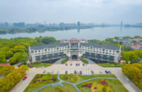 無錫花園大酒店 鄰近三國城的酒店