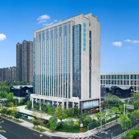City Comfort Inn Hotel (Wuhan Jiangxia Living Room Subway Station Aeon Mall)
