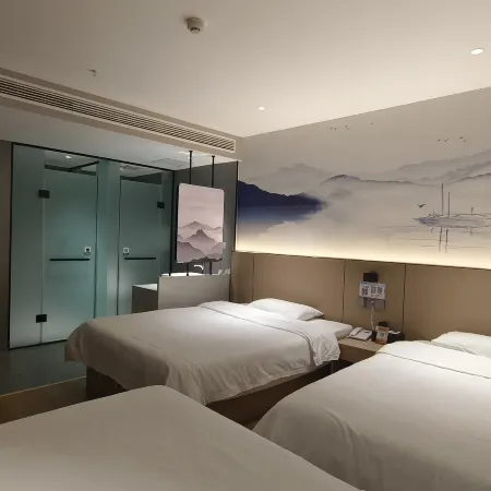Ruyishangju Business Hotel (Yizhoucheng Food Festival Branch near the Bus Station)