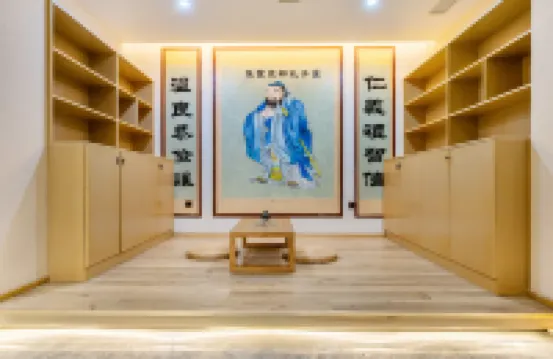 Huayi Kaiyuan Hotel (Wanda Plaza)