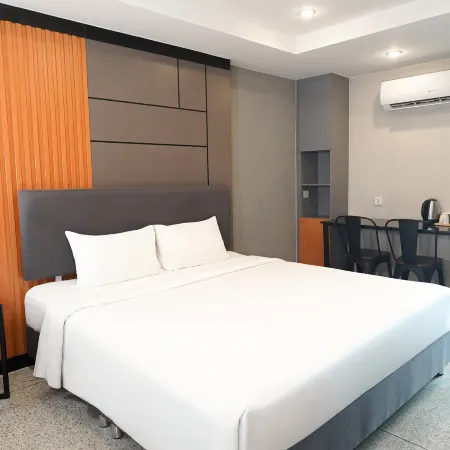 12 The Residence Hotel (Don Mueang Airport)
