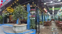 SHARE Hostel & Coffee