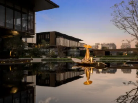 포 포인트 바이 쉐라톤 광저우, 바이윈 광저우 호텔