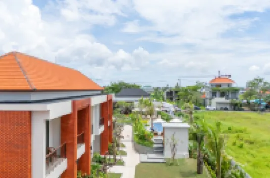 Three Brothers Villas and Suite Munggu Villa Iskandar附近的飯店