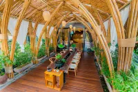 Yibin ShiShe Zhuliguan