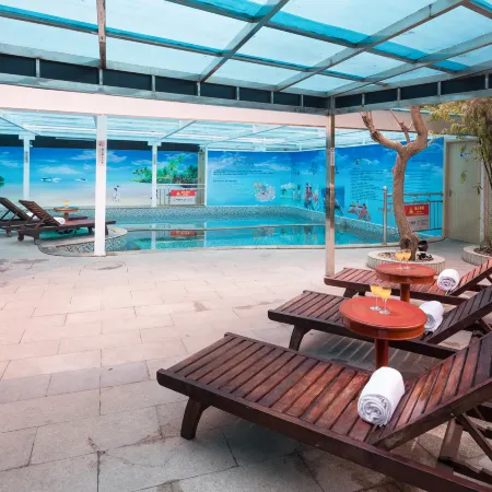 Haikou Xinyuan Hot Spring Hotel