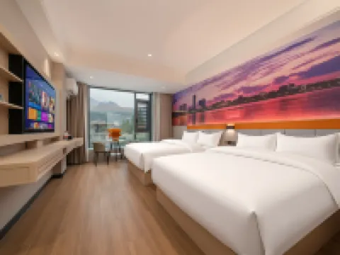 Nanbowan Hotel (Nandan Bus Terminal) Hotels in Nandan