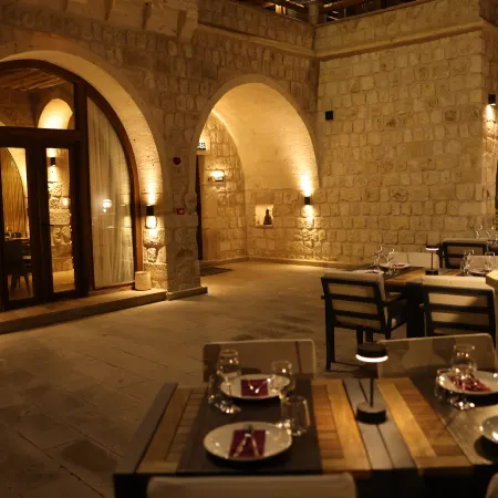 Solem Cave Suites