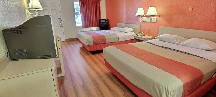 Motel 6 Lenexa, KS - Kansas City Southwest Hoteles en Condado de Johnson