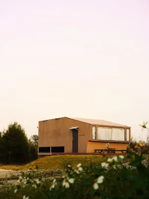 Jianshan Cliff Scenic Homestay (Moon Bay)