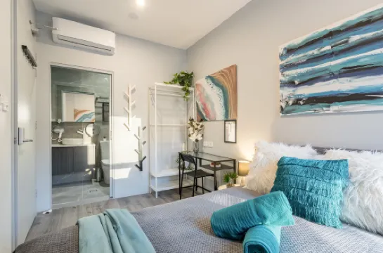 Elegant Ensuite Rooms w/ AC - Next to Central - Centrally Located in the heart of Sydney