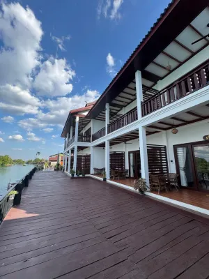 Paradise Resort, Dondet River View - bar