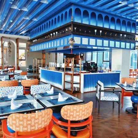 Hotel Indigo Sayram Lake