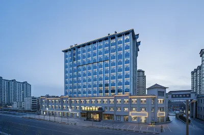 Zhangye Yinzun International Hotel (Zhangye Old Street West Railway Station)  호텔