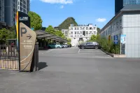 Perenc Hotel - parking