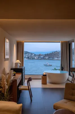 Dali Mianhai · Shijiuzhou Seaview Homestay (Ideal Bang Branch) Hotel di 